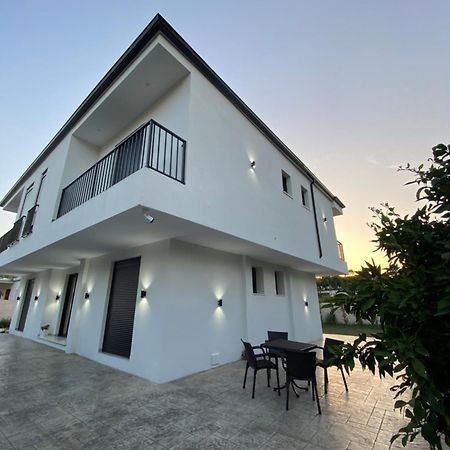 Villa Papa-Berat Exterior foto